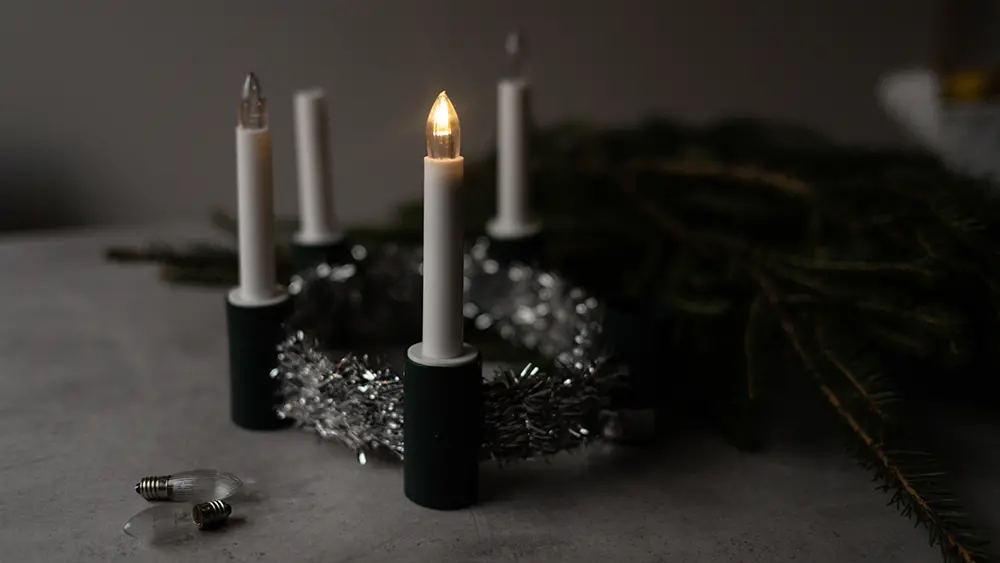 En trasig luciakrona.